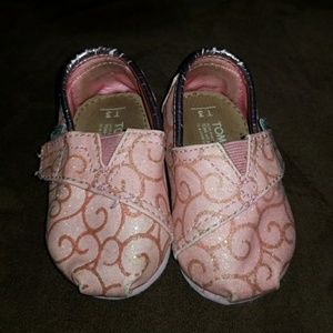 Pink Toddler Toms